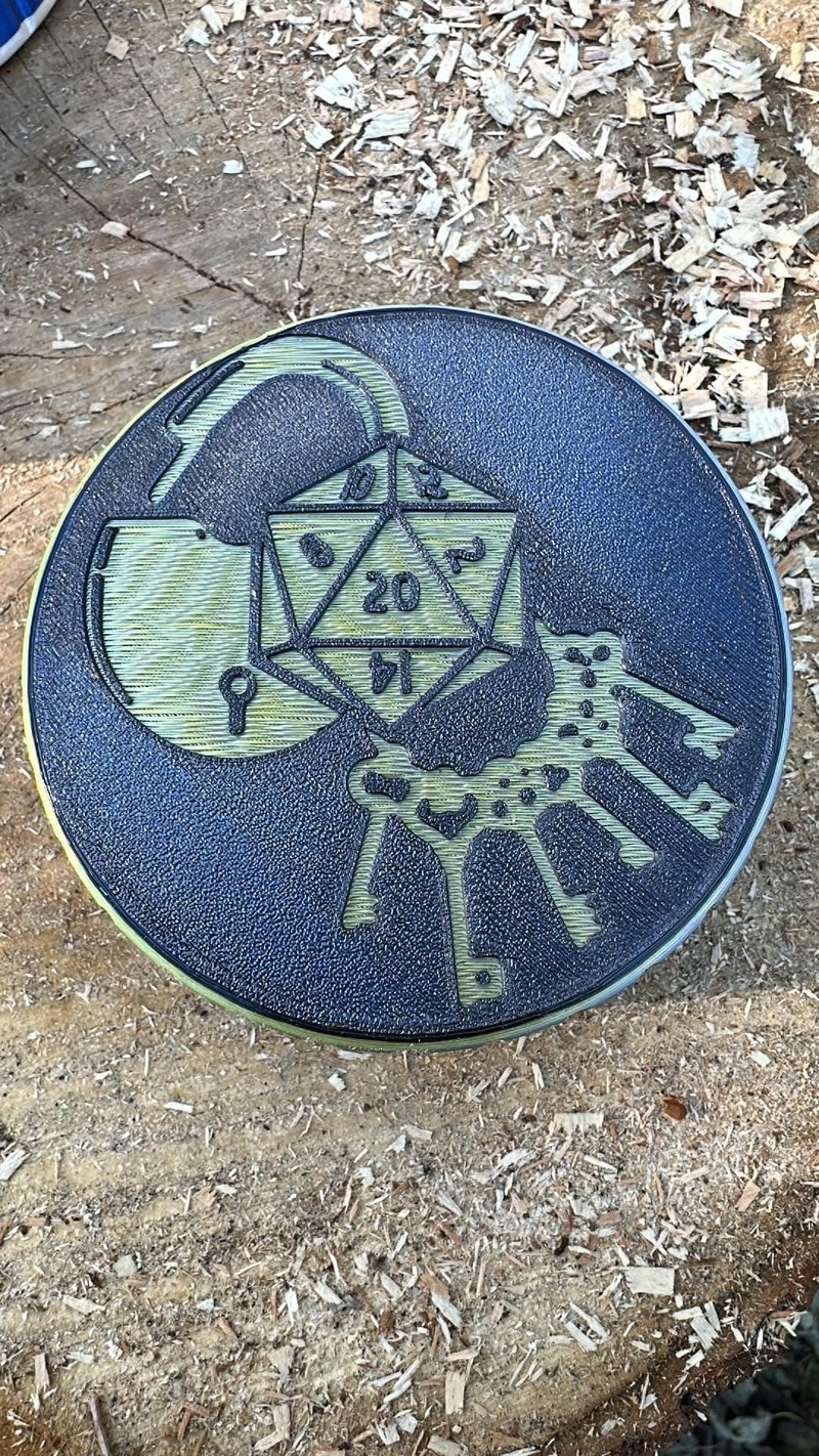 The Unseen Hand: A Rogue's Dice Vault